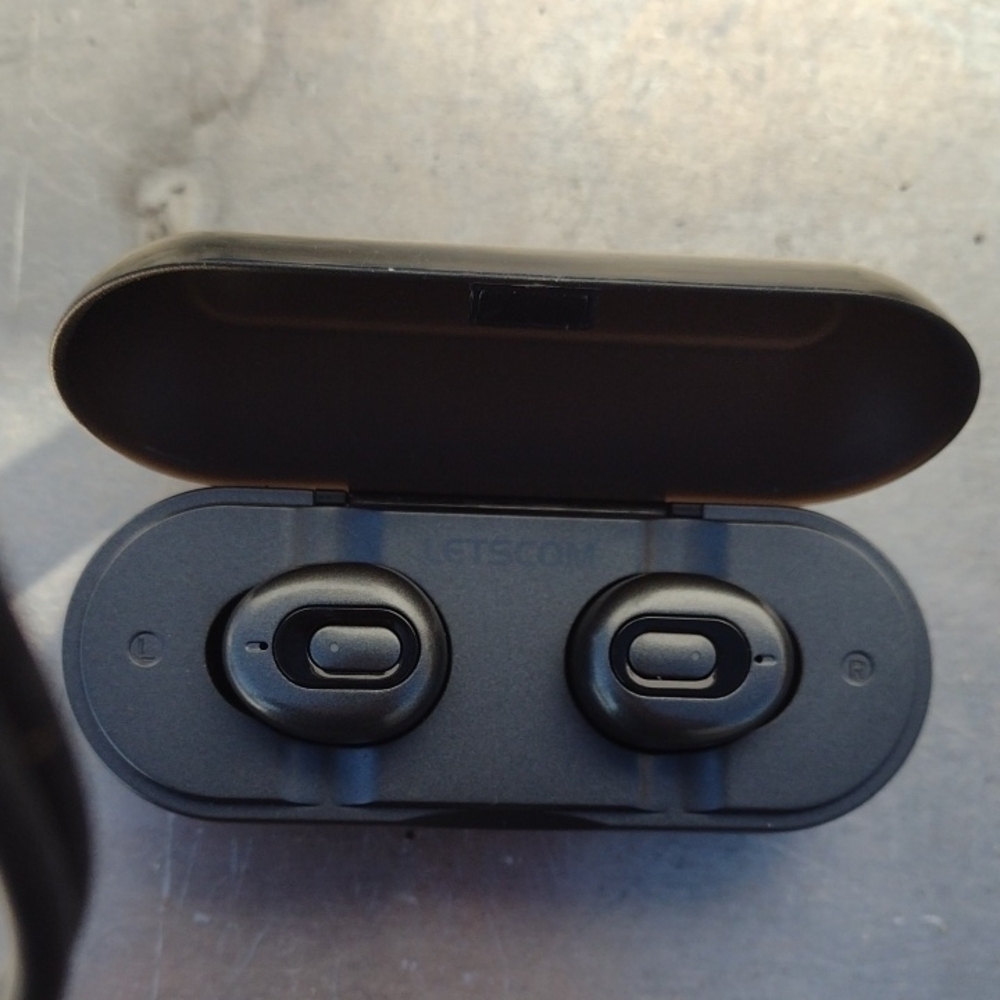 Letscom Wireless Earbuds - Black